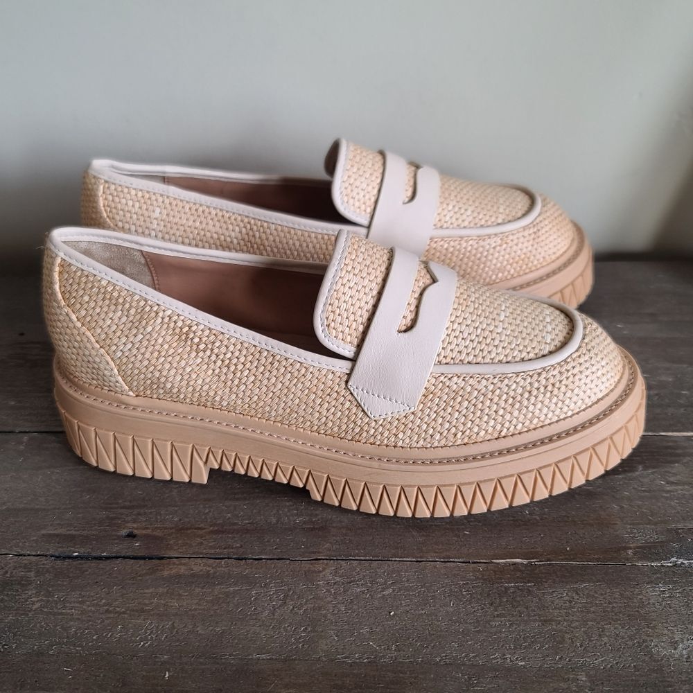 SCHUTZ Tan and Cream Loafers